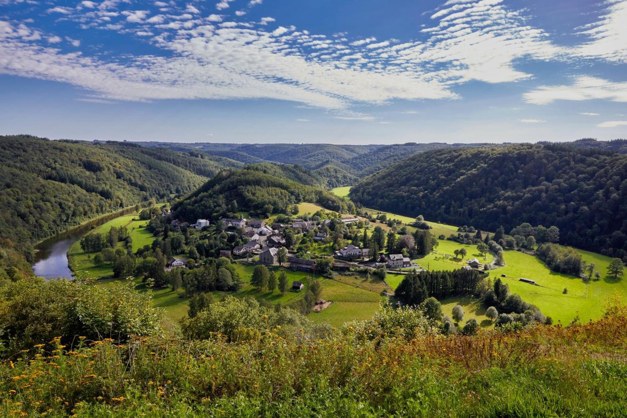 Hillview Resort Grandvoir Neufchateau Exterior photo